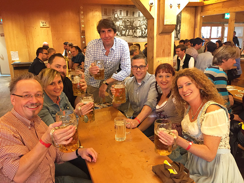 modus_vm auf dem Cannstatter Wasen 2017